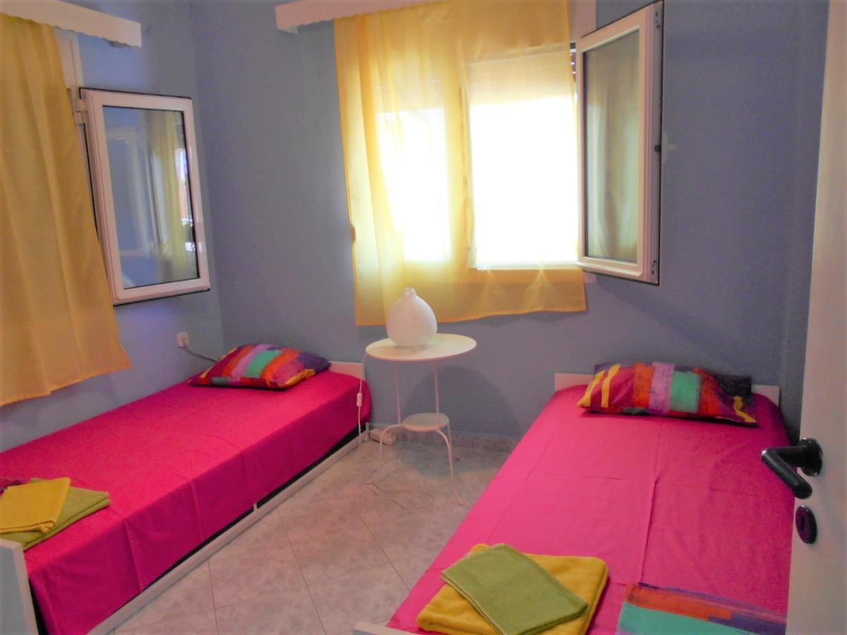 אורמוס פנגיאס Sophies Apartments Ormos מראה חיצוני תמונה